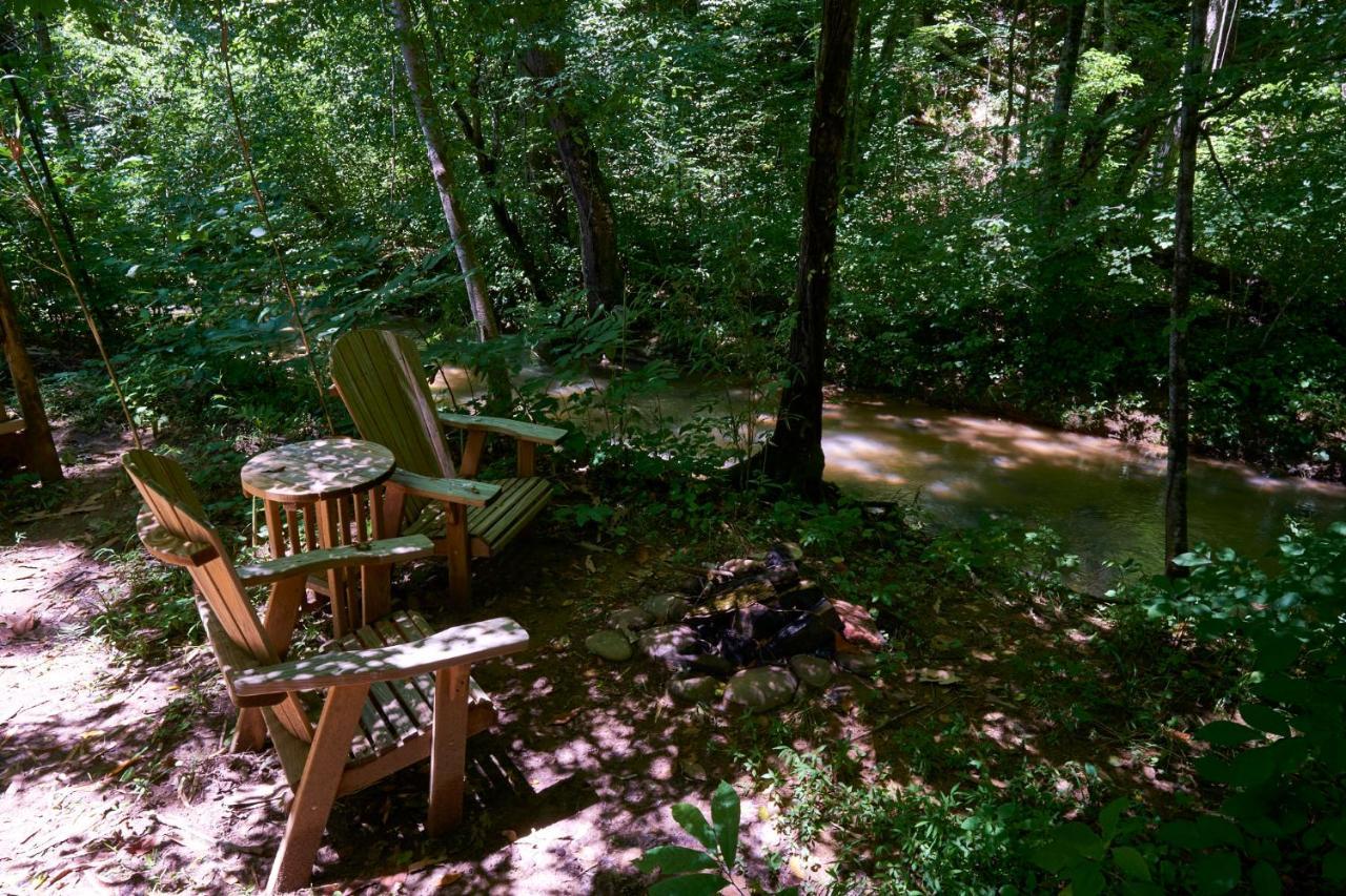 Creekwalk Inn Bed And Breakfast With Cabins Cosby Bagian luar foto