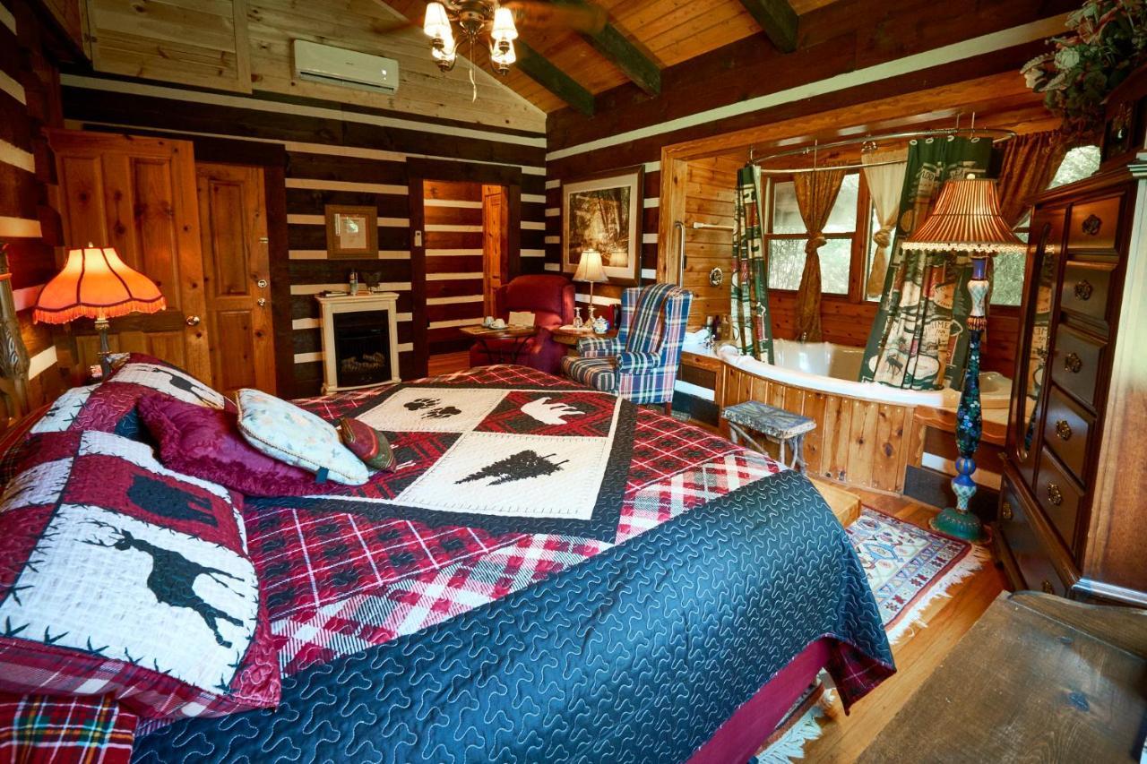 Creekwalk Inn Bed And Breakfast With Cabins Cosby Bagian luar foto