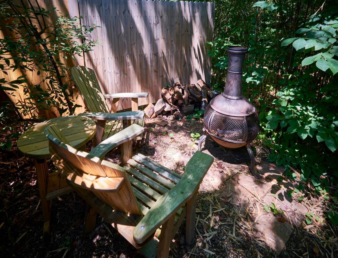 Creekwalk Inn Bed And Breakfast With Cabins Cosby Bagian luar foto
