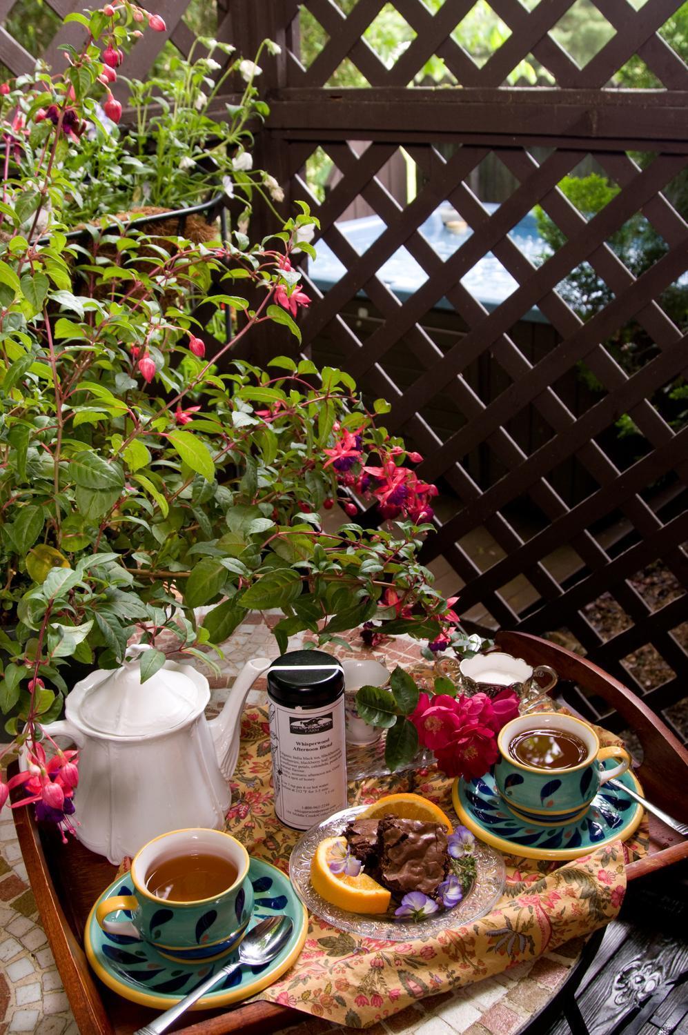 Creekwalk Inn Bed And Breakfast With Cabins Cosby Bagian luar foto